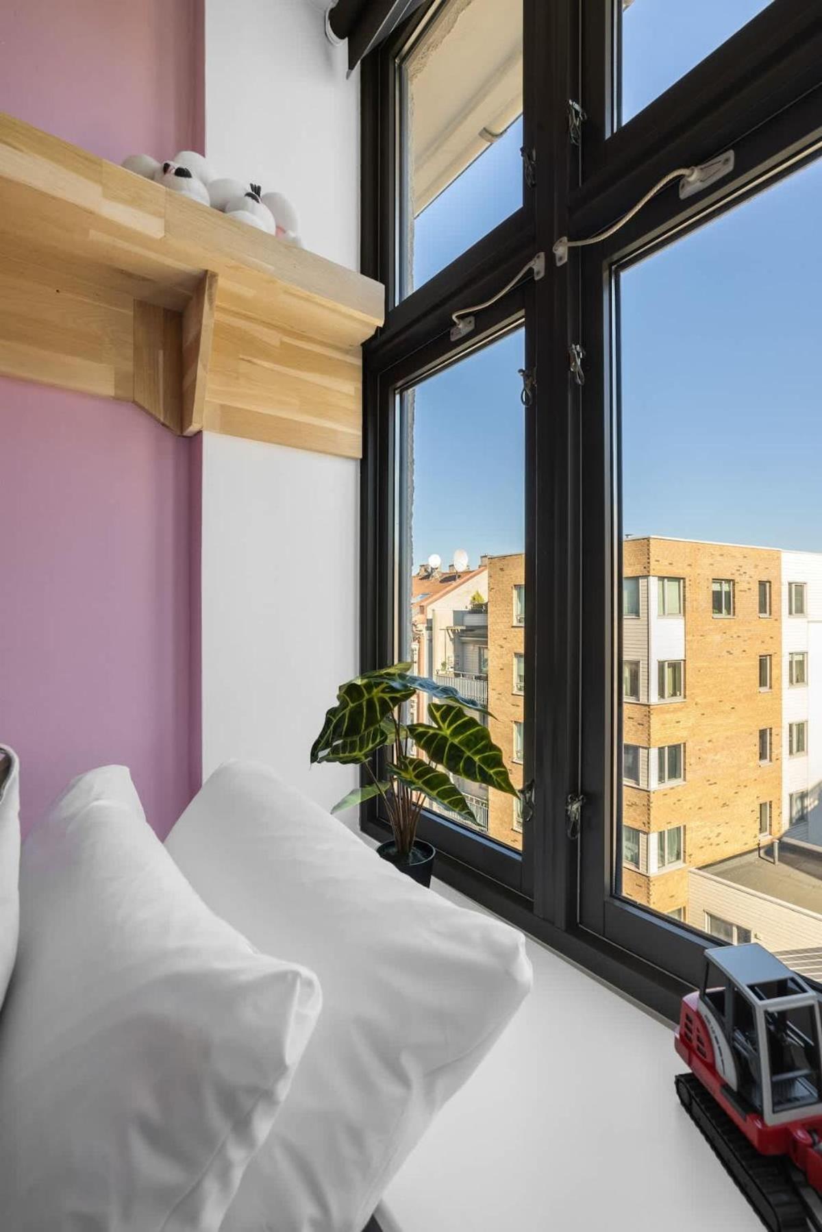 Leilighet Dinbnb L Family Friendly L 1000m From Station L New *